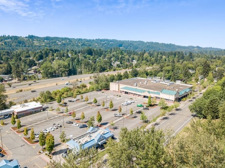 Avison Young brokers $6.03 million sale of a single-tenant retail property occupied by Parkrose Hardware in West Linn, OR