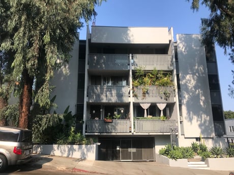 Avison Young brokers $8 million sale of a 24-unit, rent control apartment property in Hollywood