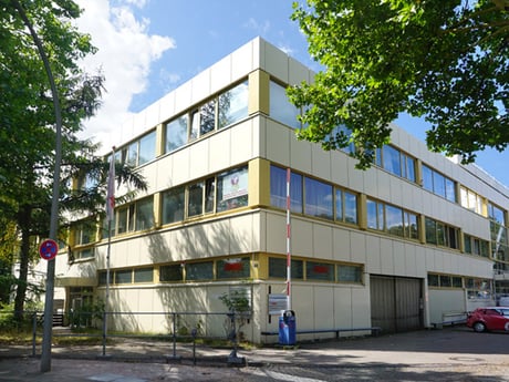 Meyer Tiefbau mietet rund 560 Quadratmeter Büro- und Lagerflächen in Hamburg
