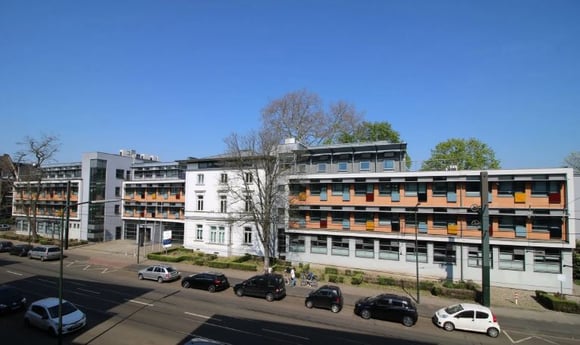 Avison Young berät FLE:
Neuer Hauptsitz für Dentalunternehmen in Düsseldorf