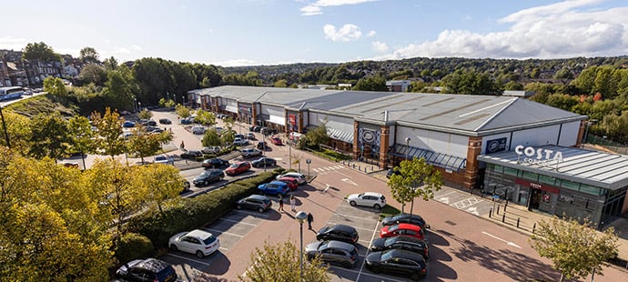 Avison Young acquires prominent Retail Park in Sheffield on behalf of Wesleyan Assurance Society