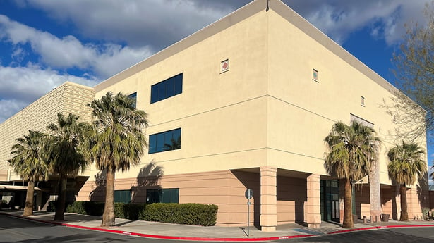 Avison Young negotiates 45,257-sf office lease for Barton Associates in Las Vegas