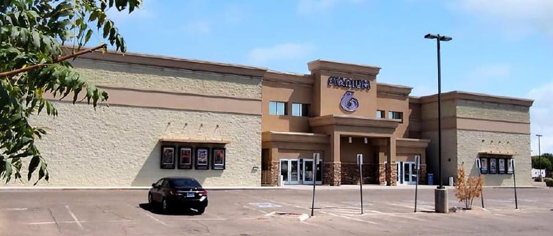 Avison Young announces $4 million sale of a 26,610-sf single-tenant movie theater property in Mesquite, NV