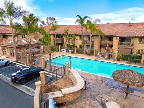 Avison Young brokers $11.3 million sale of 44-Unit Playa Blanca Apartments in Imperial Beach, CA
