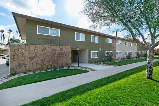 Avison Young completes $16.76-million portfolio sale of two value-add apartment properties totaling 72 units in Azusa, CA