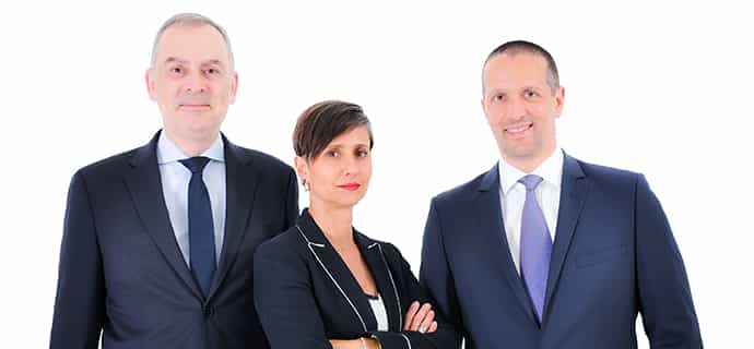 V.l.n.r.: Alexis Kotsioris, Principal and Managing Director, Eri Mitsostergiou, Principal and COO, Antonis Antonakopoulos, Director and Head of Retail. Bild: Avison Young.