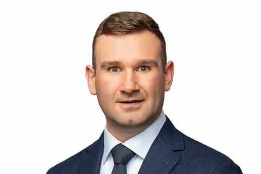 headshot of Mike McFarlane, new addition to Avison Young Valuation team in Ontario